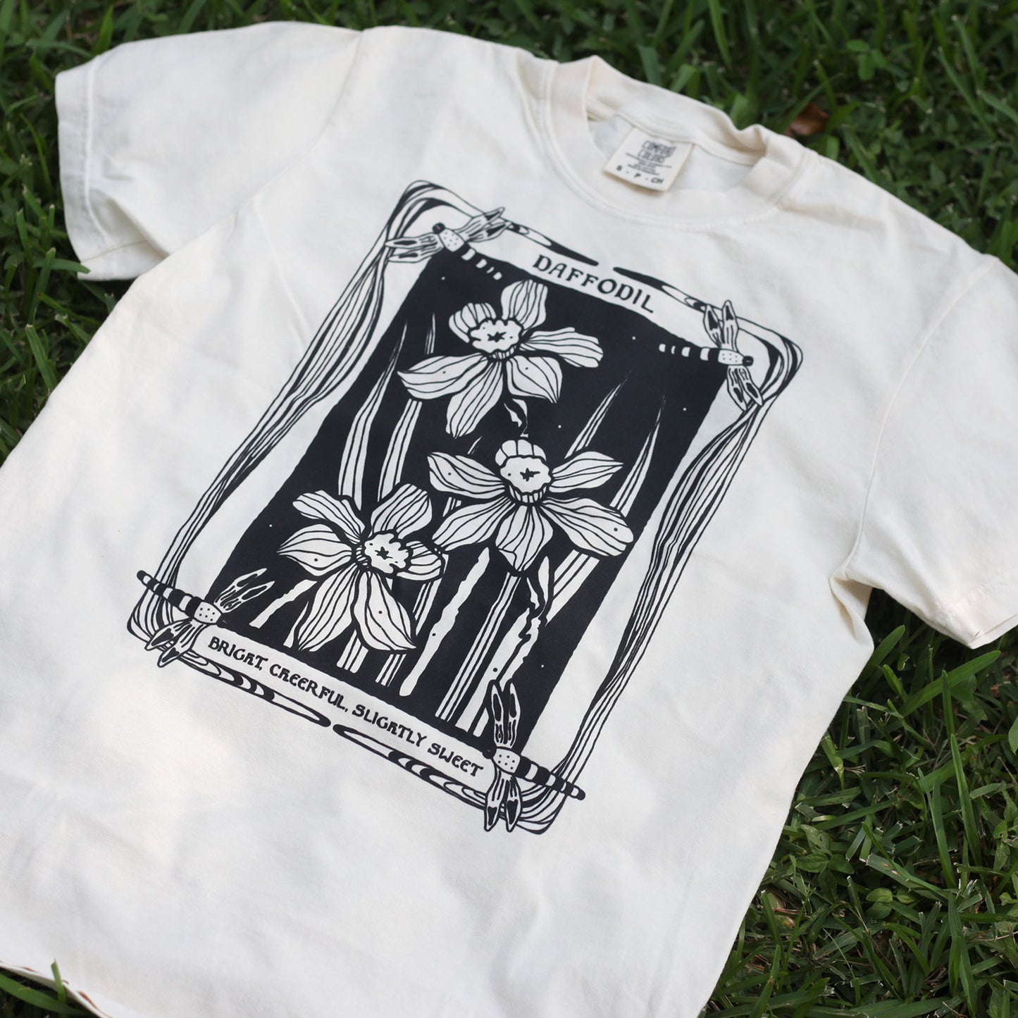 Daffodil Tee
