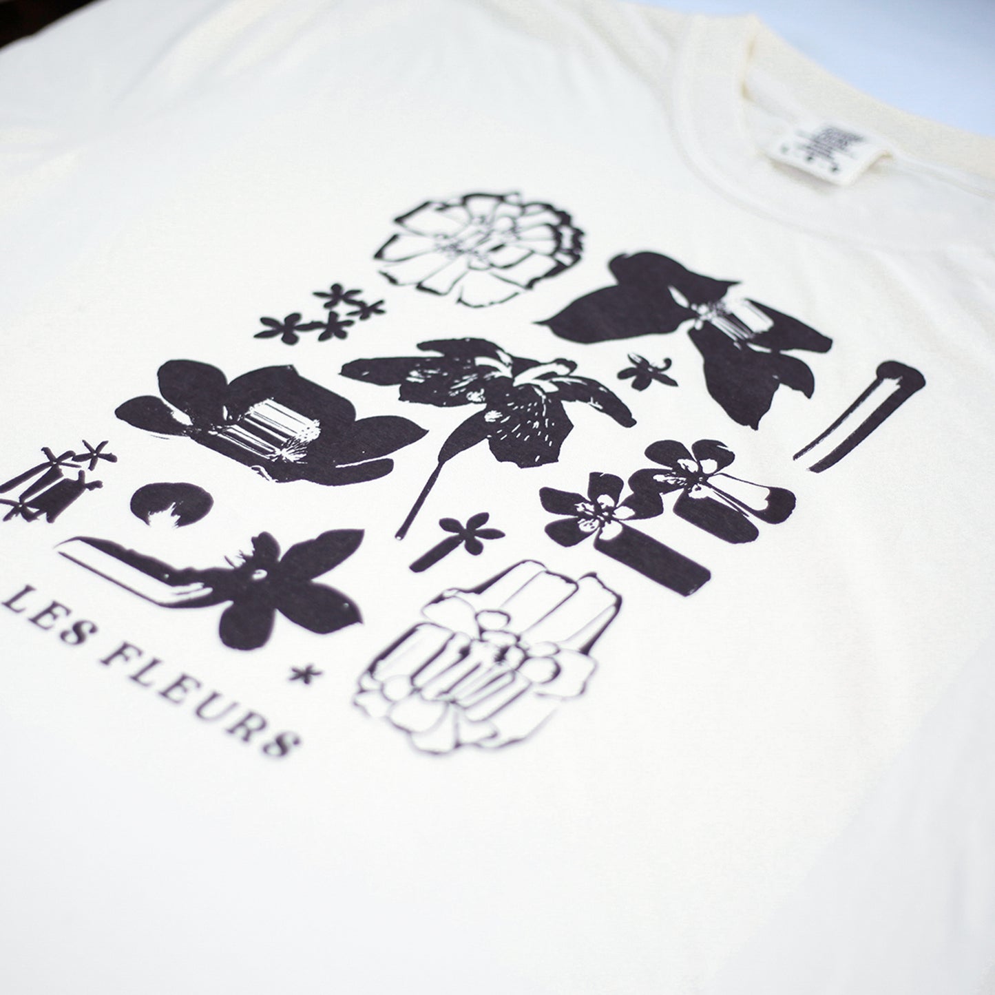 Les Fleurs Tee (Ivory)