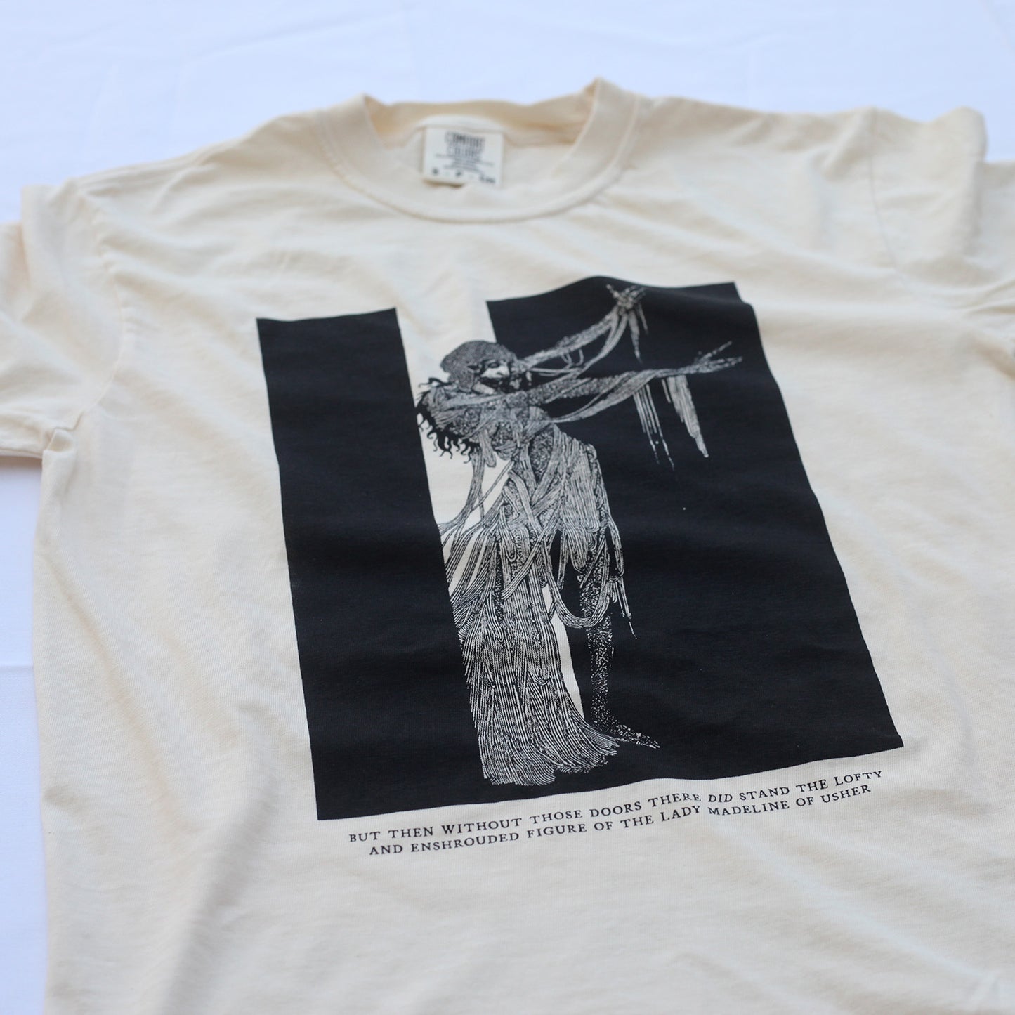 Lady Usher Tee (Ivory)