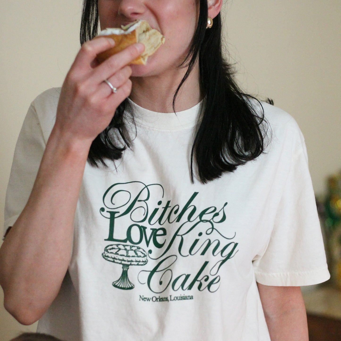 King Cake Tee Cropped (Ivory)