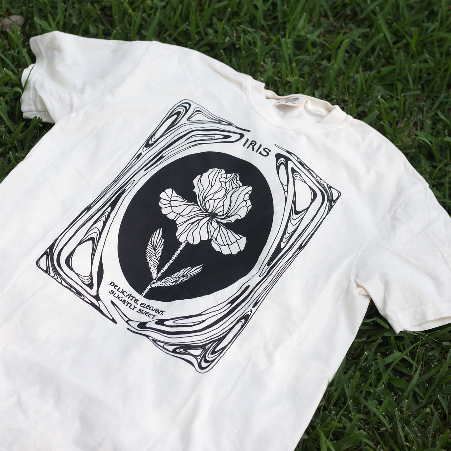 Iris Tee