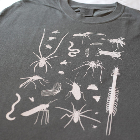 Creepy Crawlers Tee (Pepper)