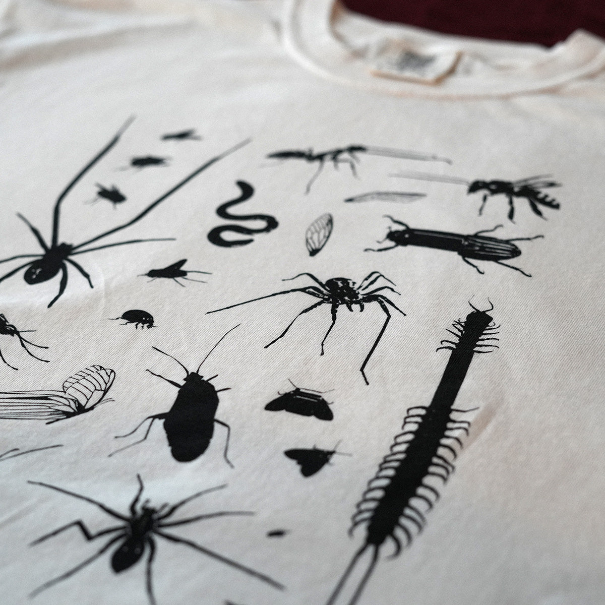 Creepy Crawlers Tee (Ivory)