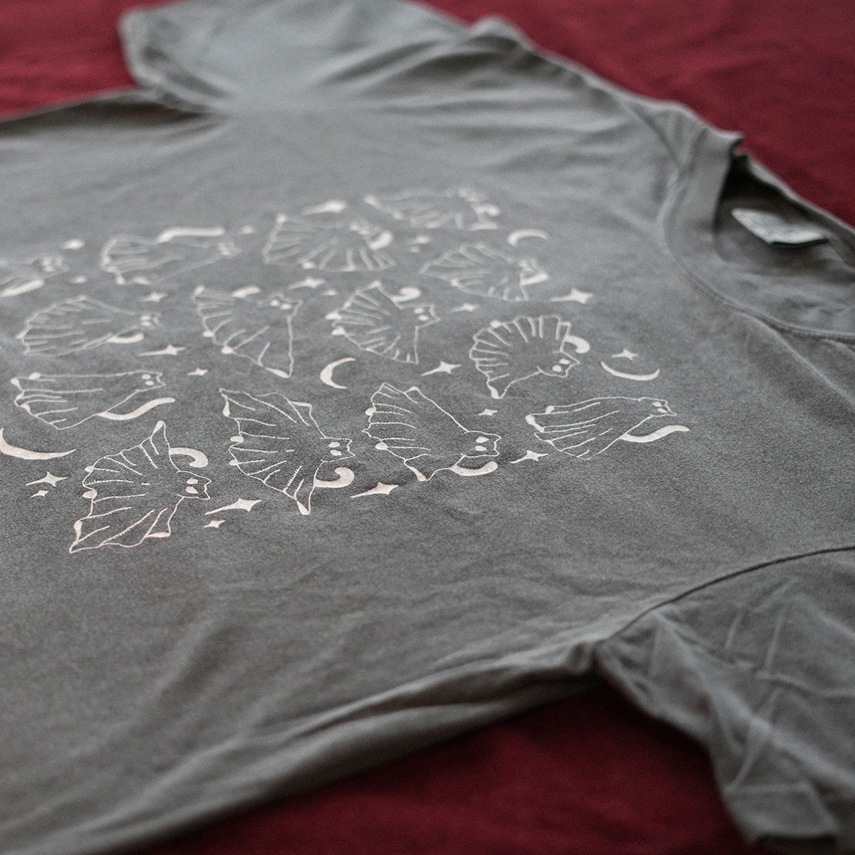 Ghost Cats Tee (Pepper)