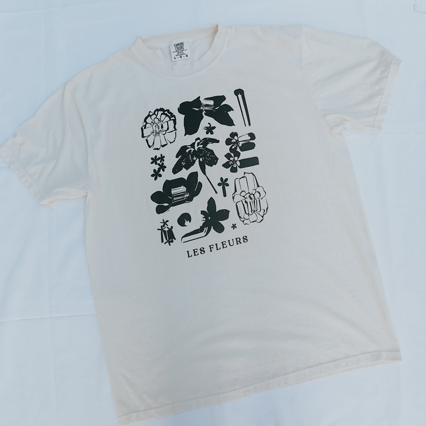 Les Fleurs Tee (Ivory)
