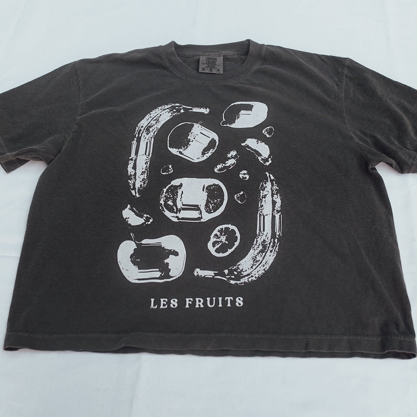 Les Fruits Tee Cropped (Pepper)