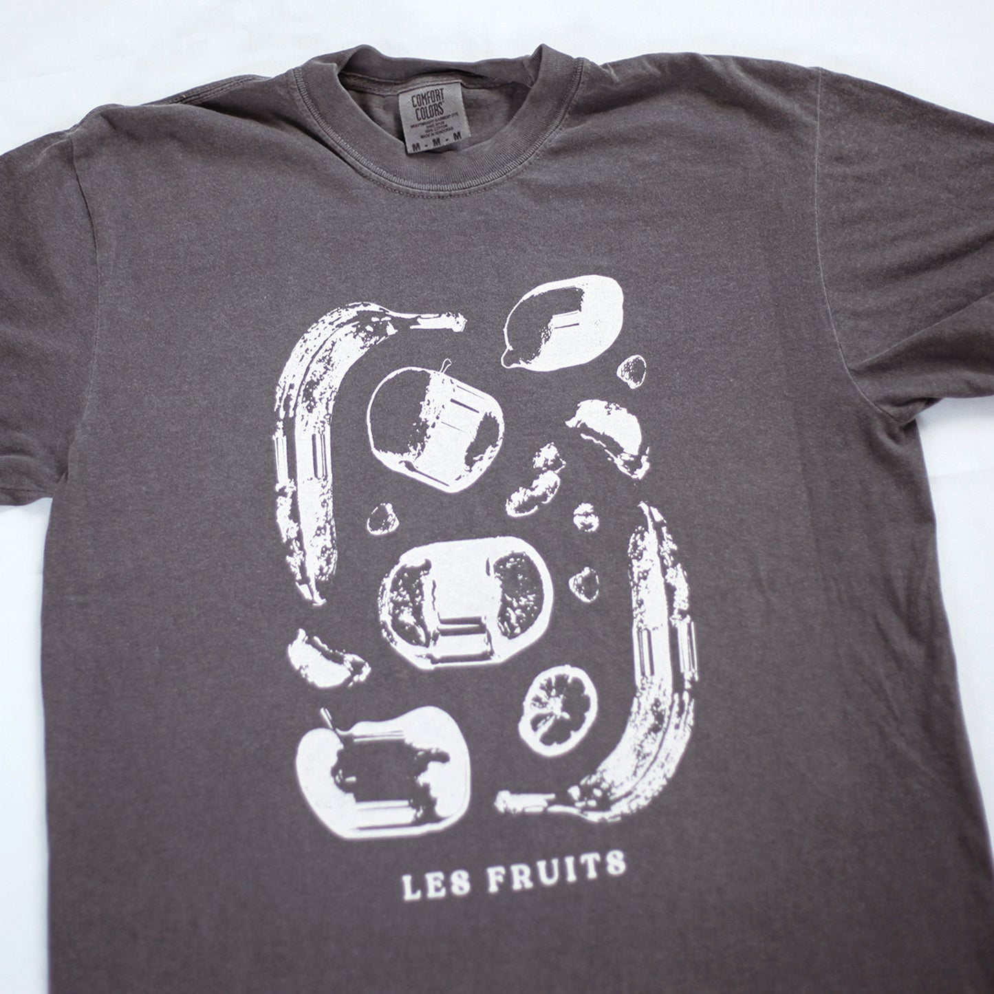 Les Fruits Tee (Pepper)