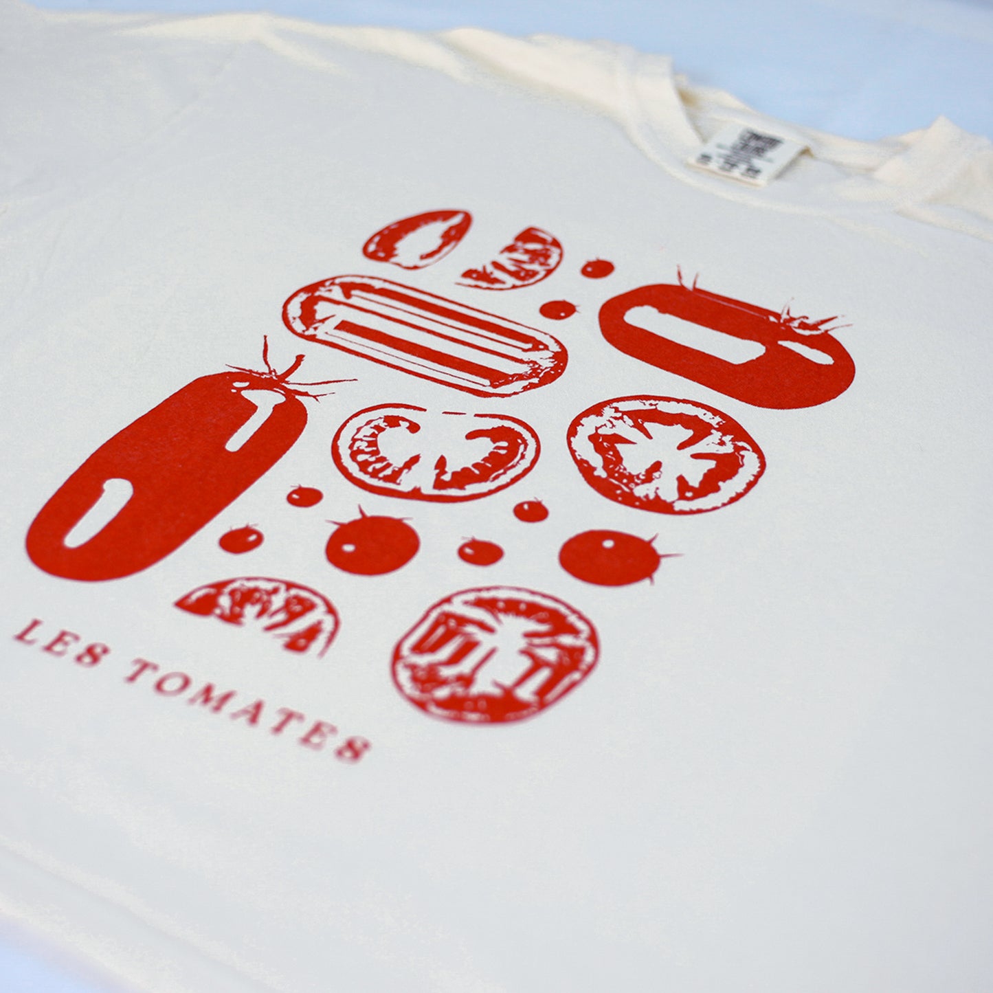 Les Tomates Tee Cropped (Ivory)