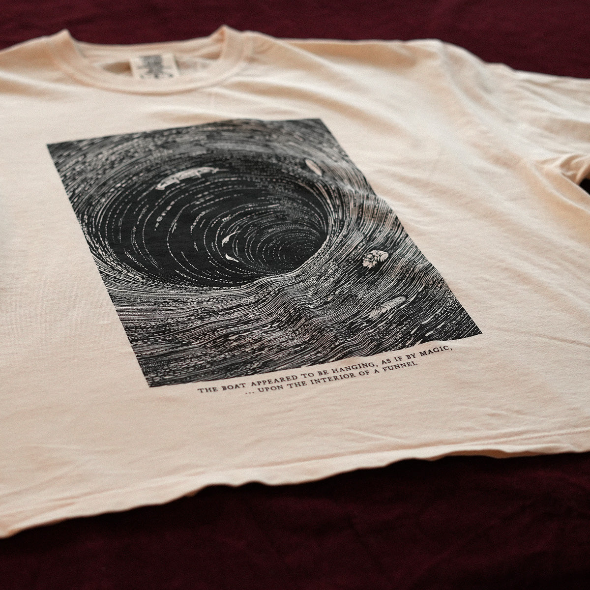 Maelstrom Tee Cropped (Ivory)