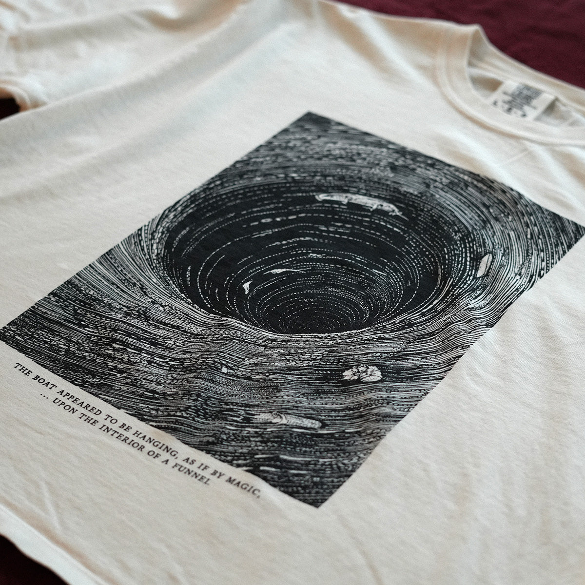 Maelstrom Tee Cropped (Ivory)