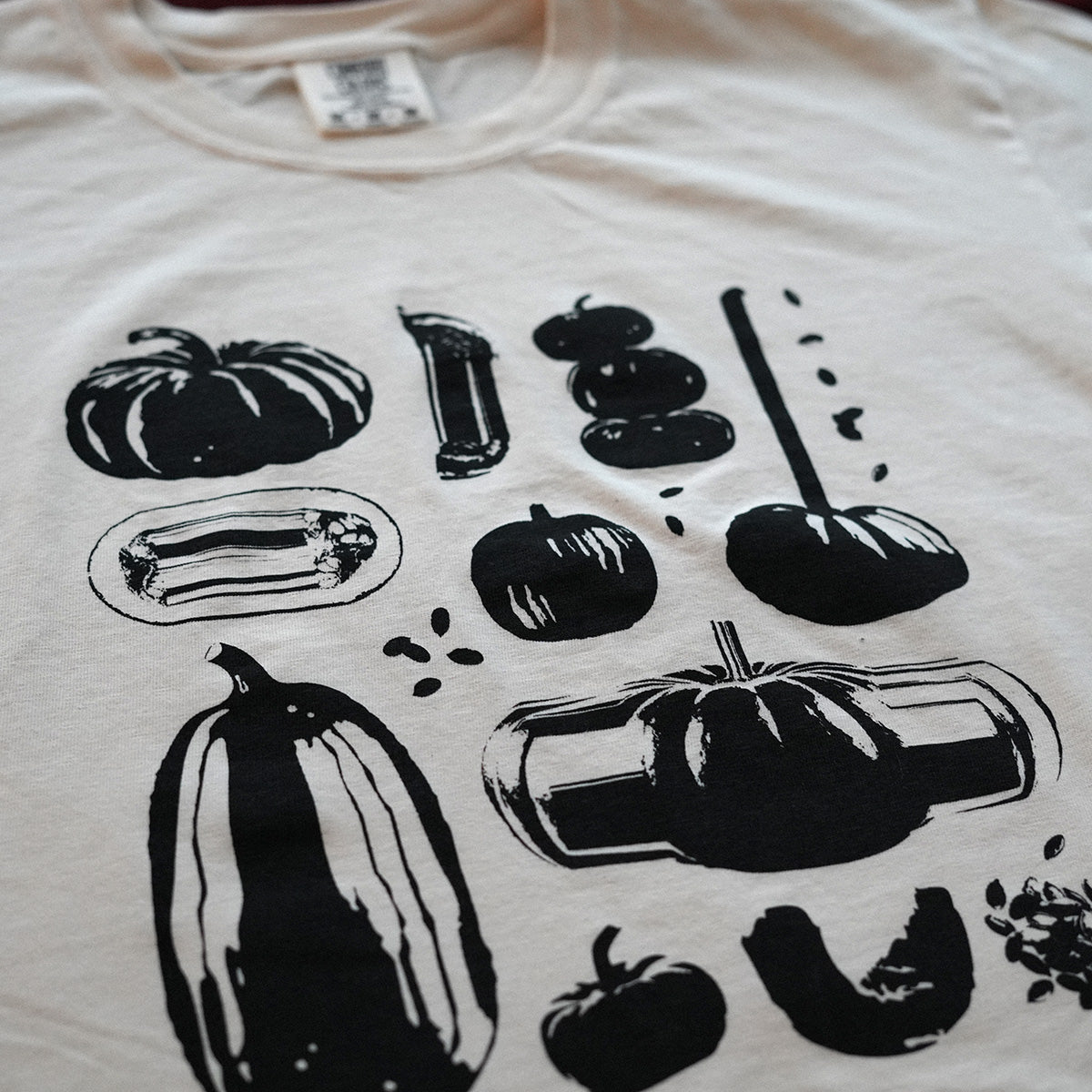 Pumpkin Tee Cropped (Ivory)
